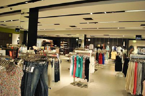 济源商场里的店面怎么装修？